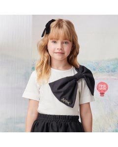 blusa-infantil-branca-anime-maxi-laco-preto-frente