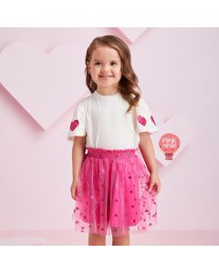 conjunto-infantil-pink-momi-de-blusa-e-shorts-saia-coracoes-pink-brilho-modelo