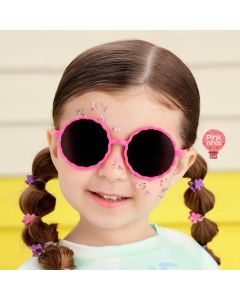 oculos-de-sol-infantil-pink-mon-sucre-contornos-modelo