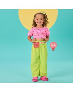 conjunto-infantil-rosa-e-verde-mon-sucre-de-blusa-cropped-e-calca-pochete-modelo